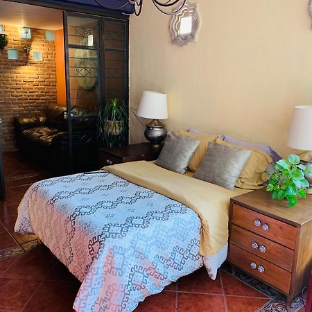 Casa Bonita Hotel Гуадалахара Екстериор снимка